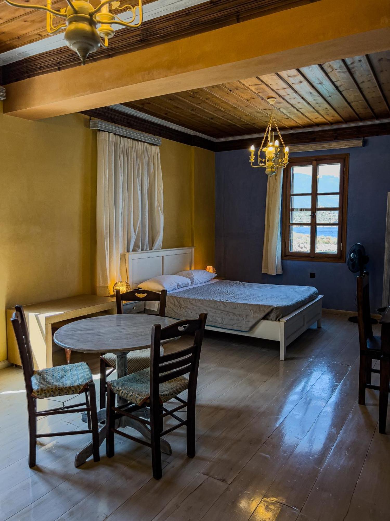 Agnanti Studios Meyísti Habitación foto